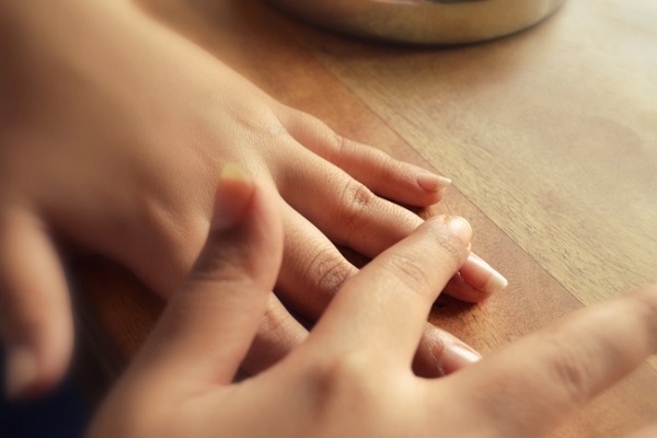 درمان درد انگشتان دست ناشی از سندروم انگشت ماشه با تزریق
